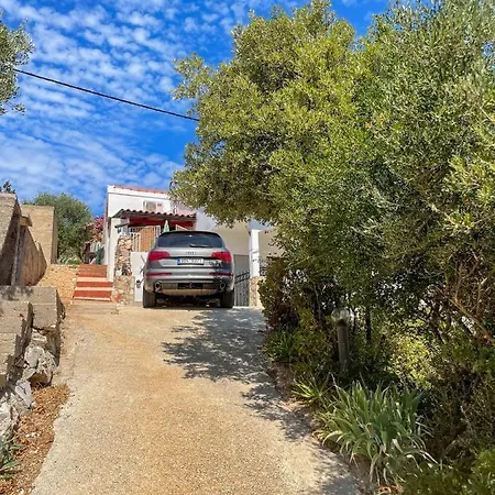 度假居 Robinson Ina 3 *