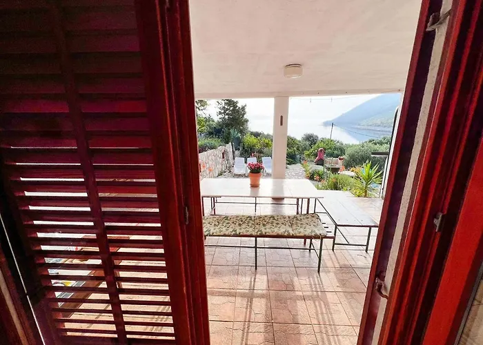 Robinson Ina 3 * Gdinj